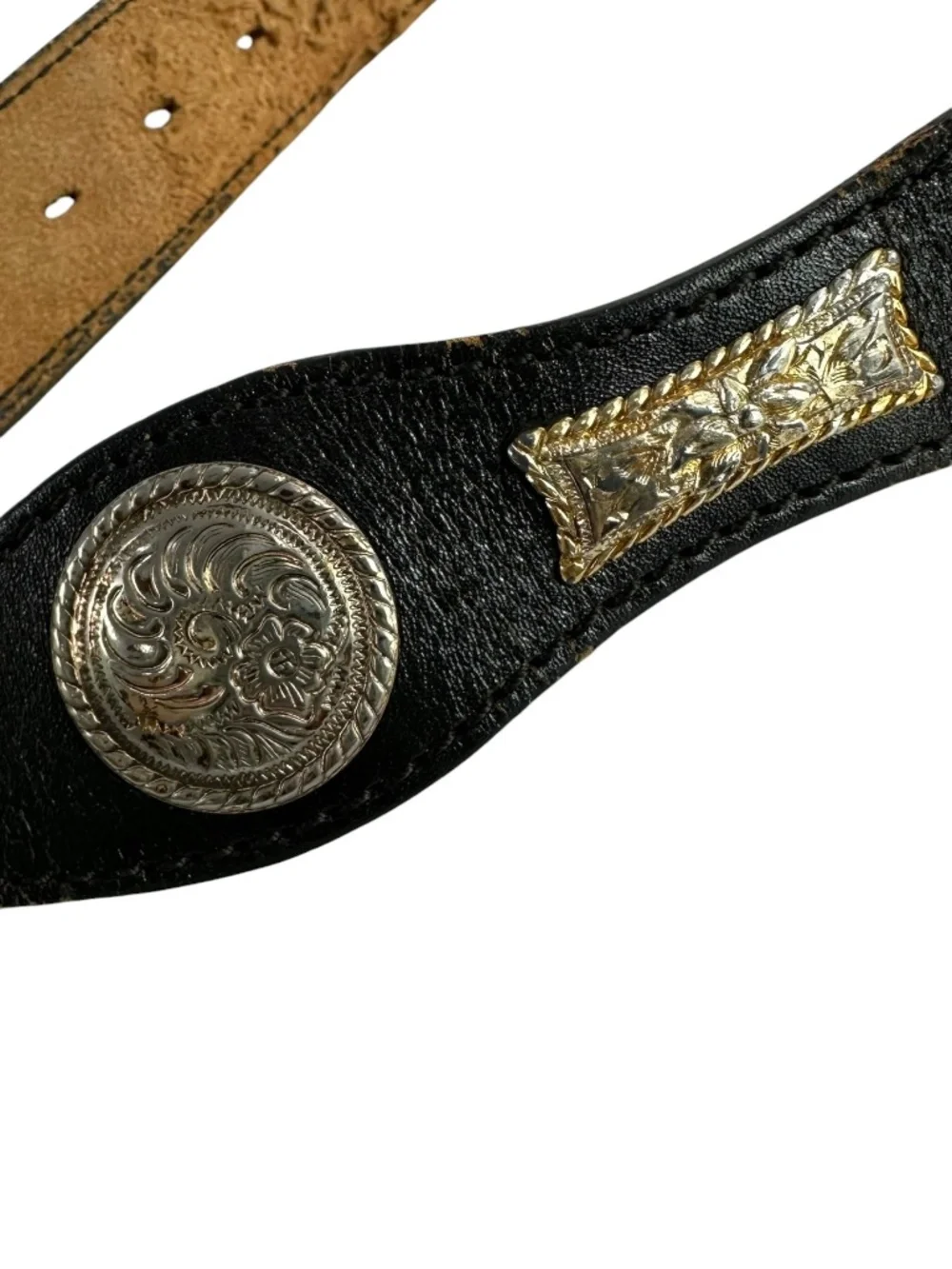 Vintage Black Leather Western Concho Belt Silver Engraved Buckle Boho Size 32
